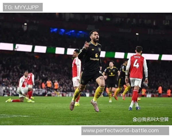 英超经典战役曼联逆转波尔图上演惊天大逆转引发全场狂欢